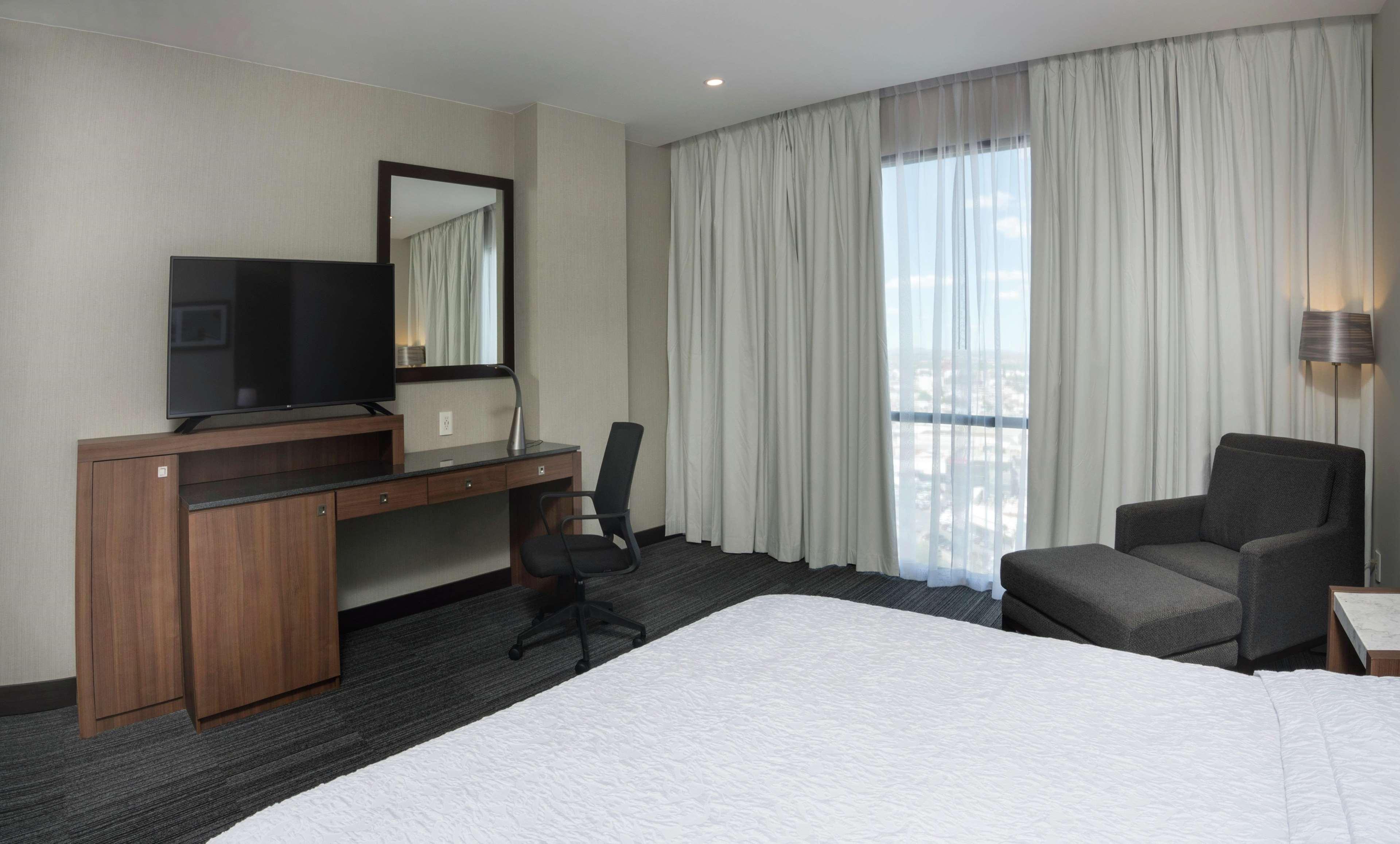 Hampton Inn And Suites San Luis Potosi Slp Zewnętrze zdjęcie