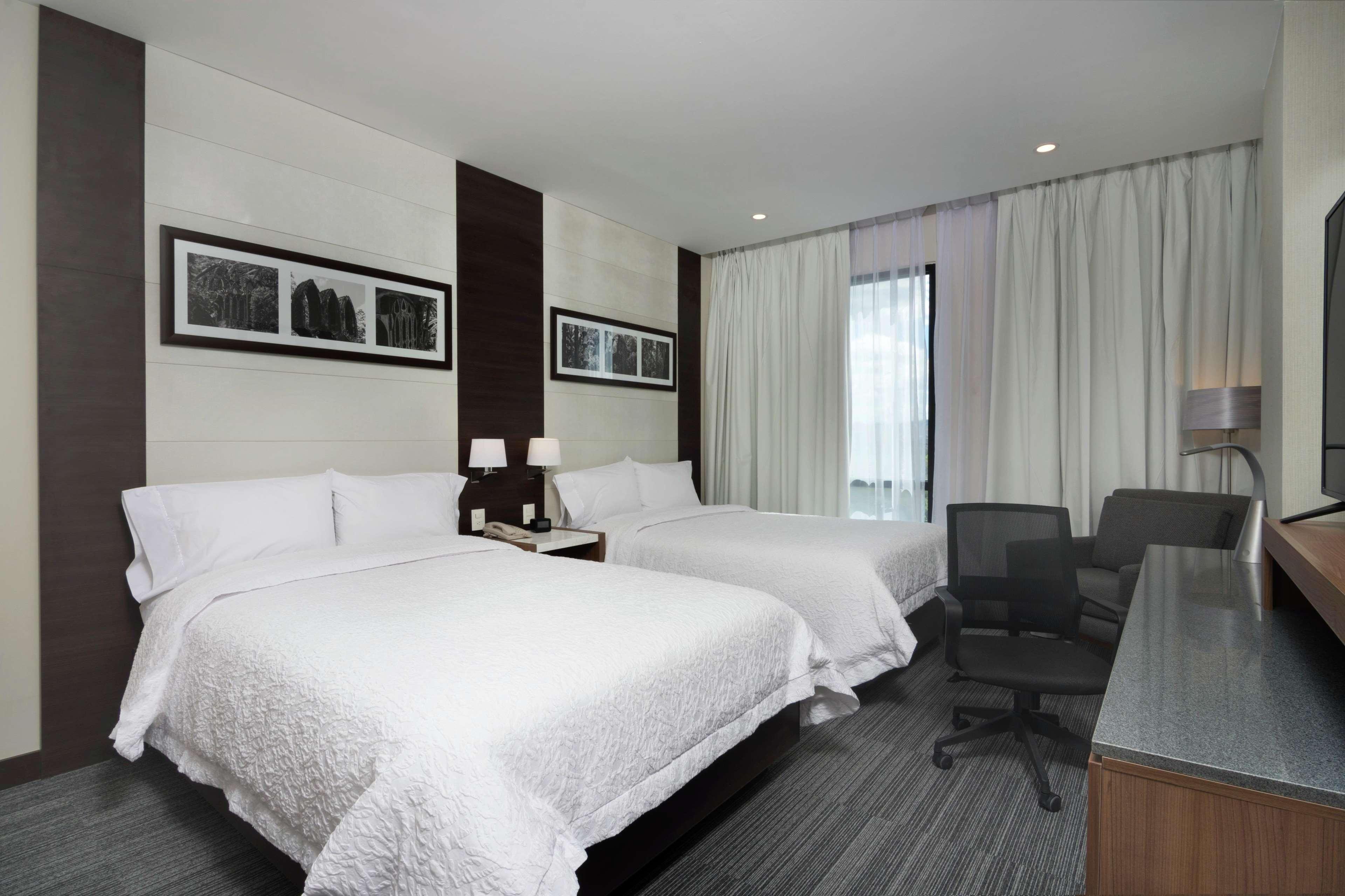Hampton Inn And Suites San Luis Potosi Slp Zewnętrze zdjęcie