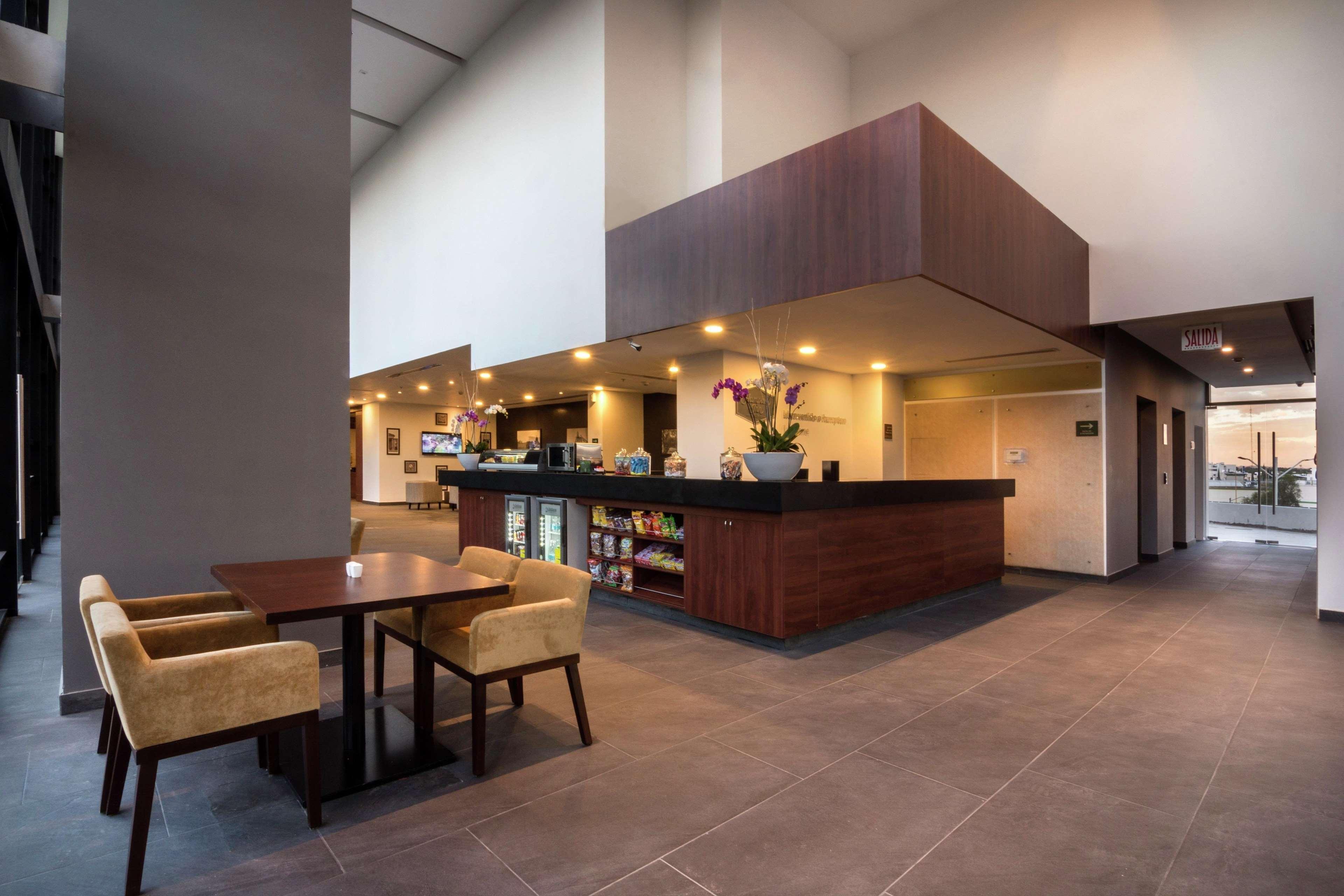 Hampton Inn And Suites San Luis Potosi Slp Zewnętrze zdjęcie