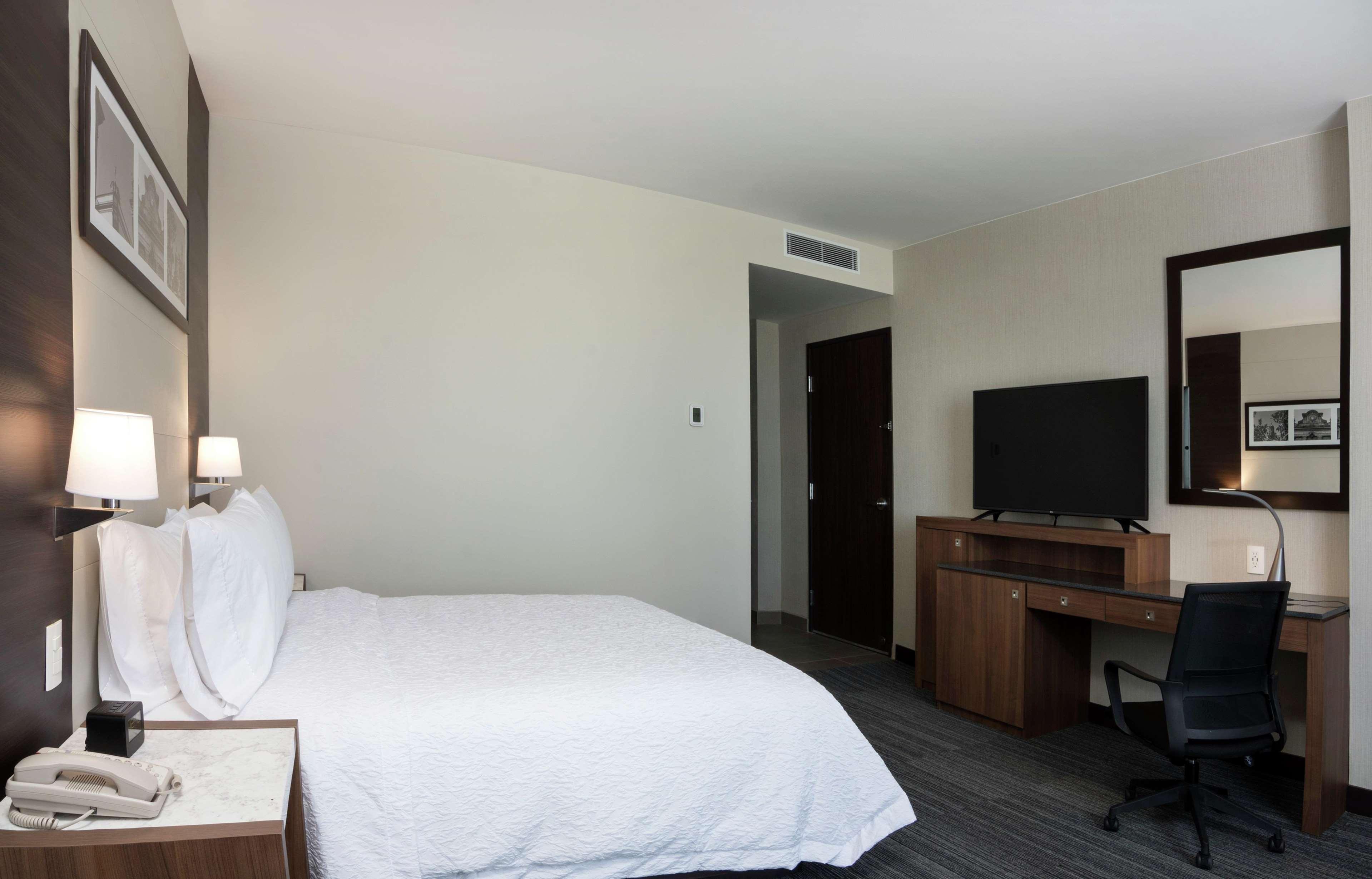 Hampton Inn And Suites San Luis Potosi Slp Zewnętrze zdjęcie