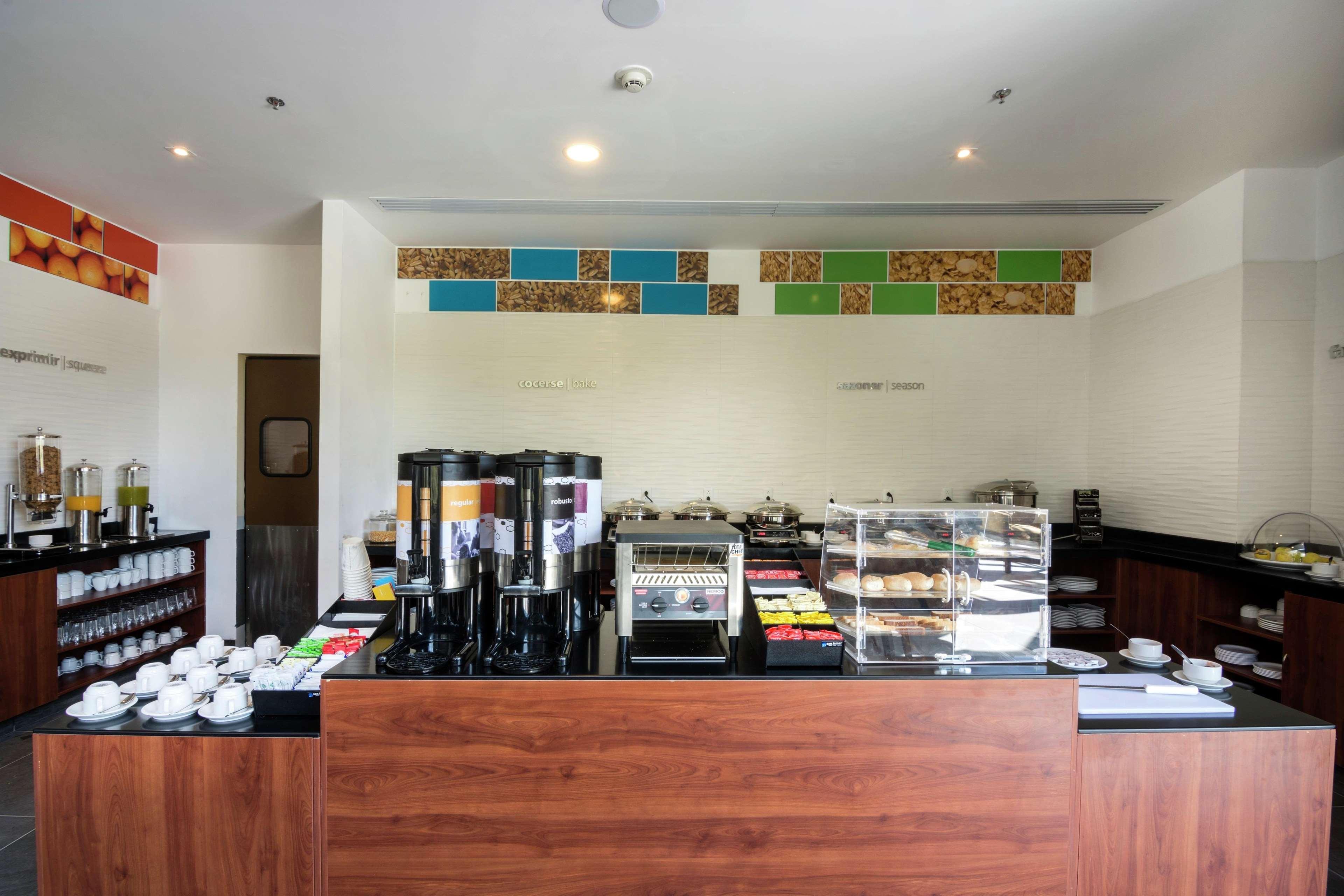 Hampton Inn And Suites San Luis Potosi Slp Zewnętrze zdjęcie