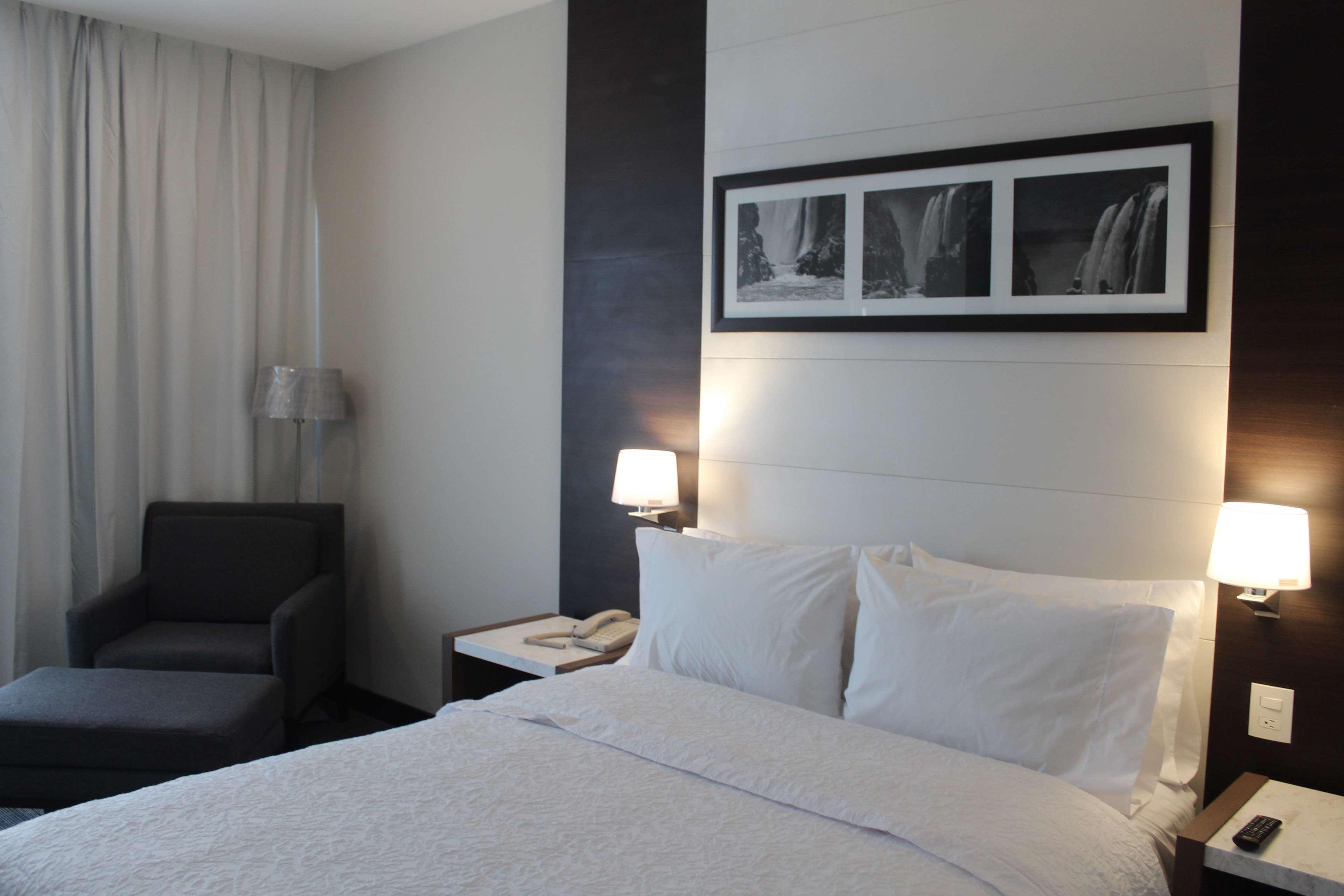 Hampton Inn And Suites San Luis Potosi Slp Zewnętrze zdjęcie